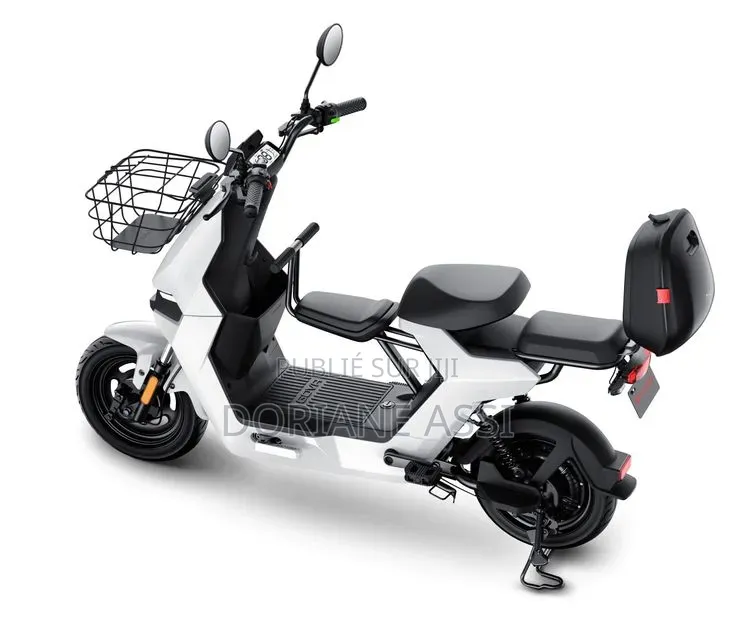 C'est Un Scooter Électrique Urbain