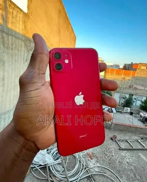 Nouveau Apple iPhone 11 256 GB Rouge