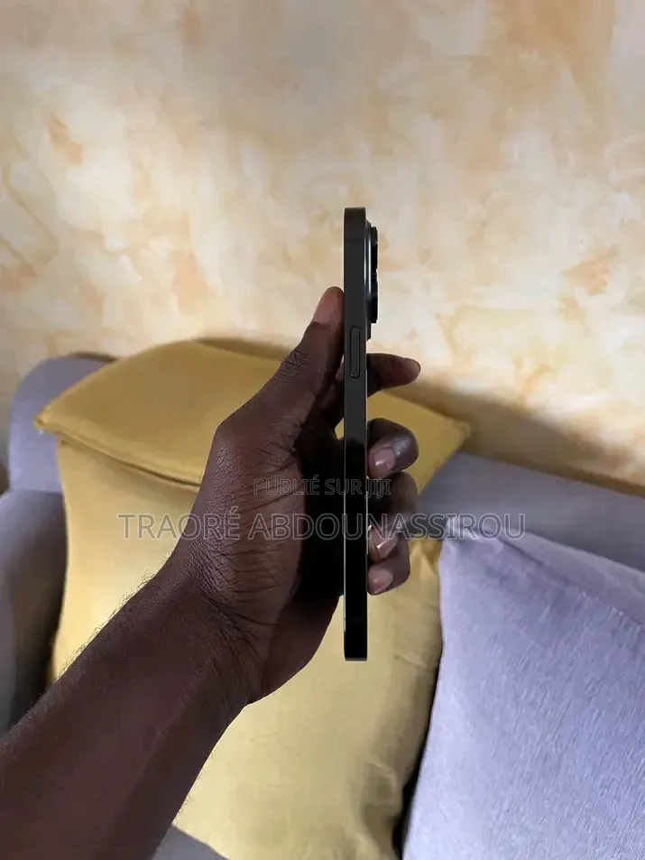 Nouveau Apple iPhone 14 Pro 256 GB Noir