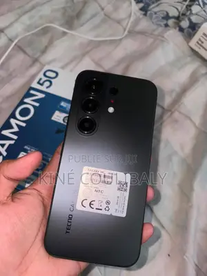 Nouveau Tecno Camon 50 Pro 256 GB Noir
