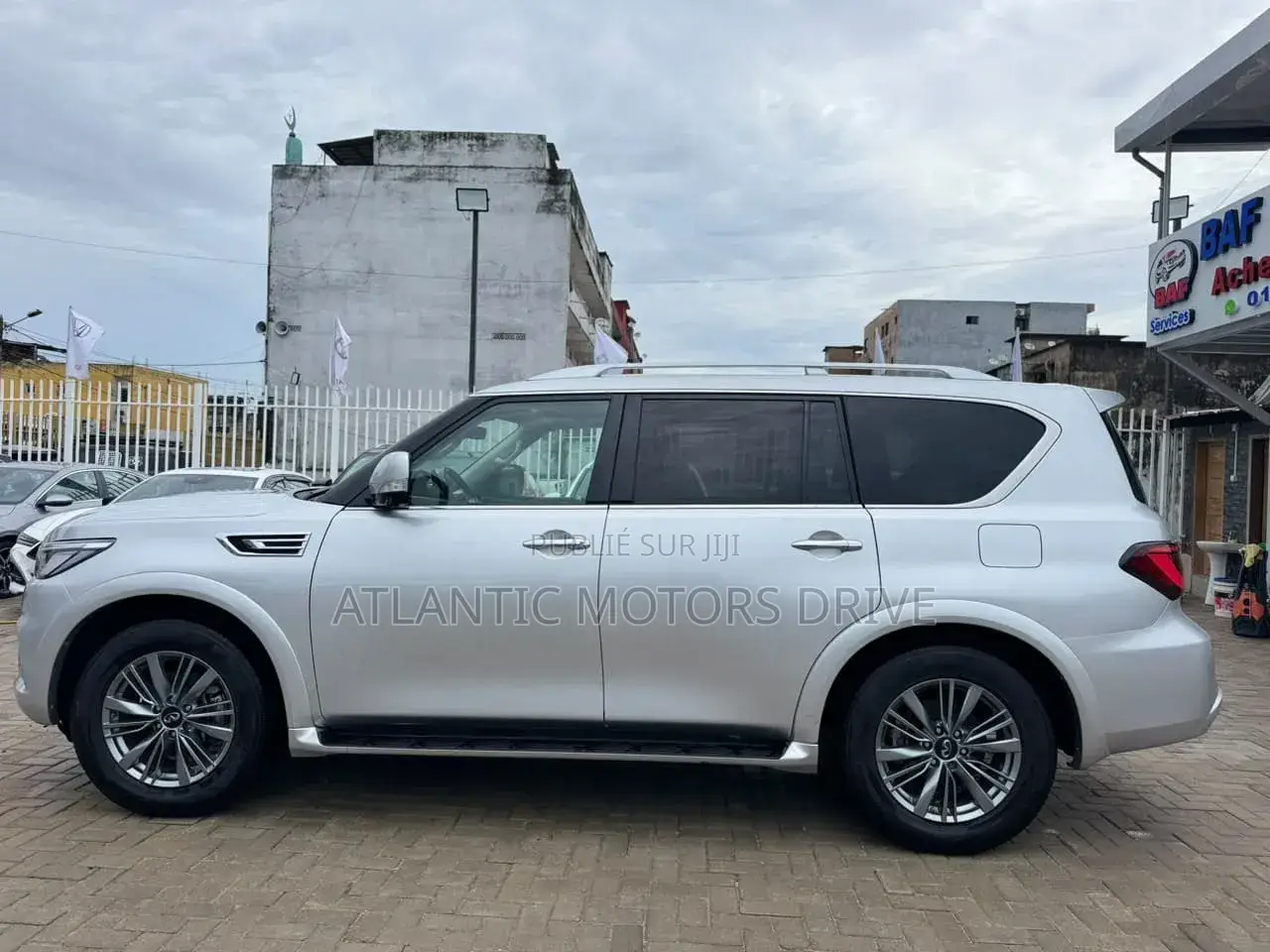 Infiniti QX80 2022 Blanc