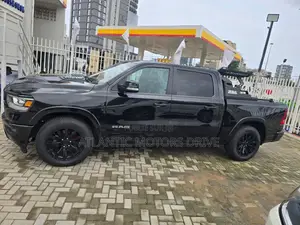 RAM 1500 2021 Blanc