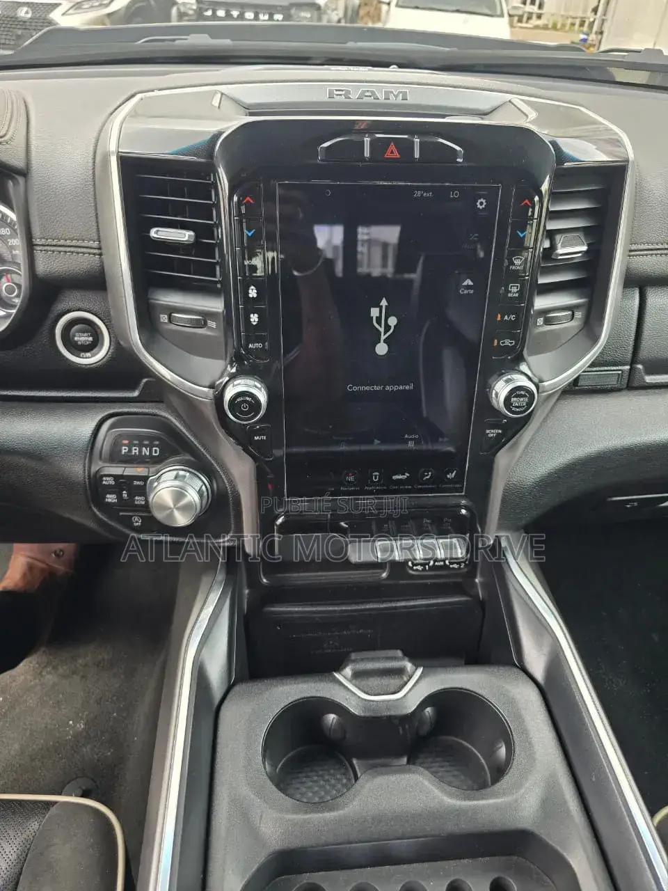 RAM 1500 2021 Blanc