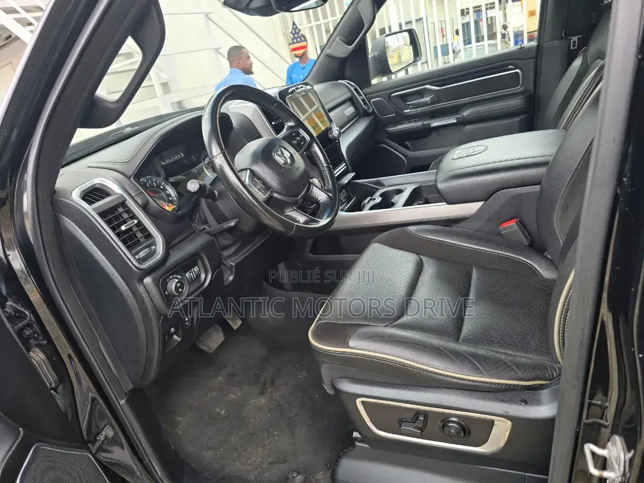 RAM 1500 2021 Blanc