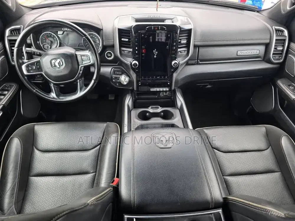RAM 1500 2021 Blanc