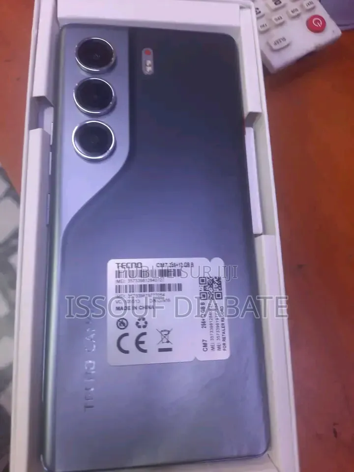 Nouveau Tecno Camon 40 Pro 5G 256 GB Autre