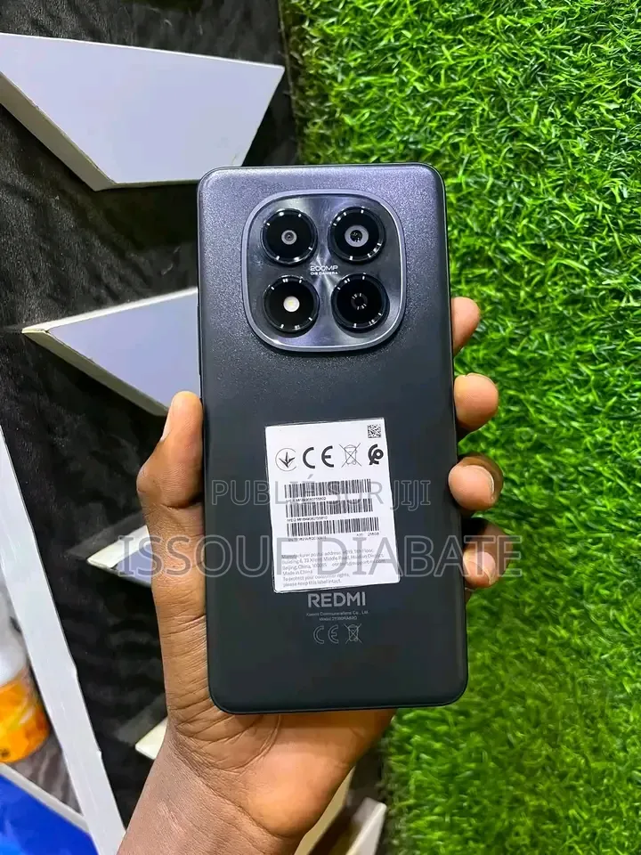 Nouveau Xiaomi Redmi 15 5G 256 GB Autre