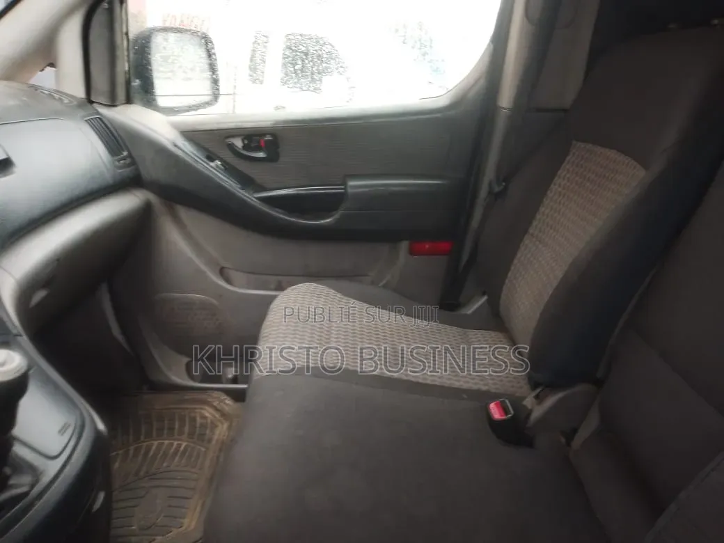 Hyundai H200 2013 Blanc