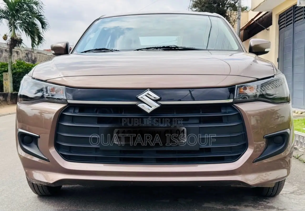 Suzuki Dzire 2025 Gris