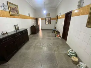 15chbre Duplex dans Manou, Cocody à Louer