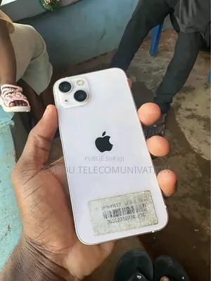 Nouveau Apple iPhone 13 128 GB Blanc