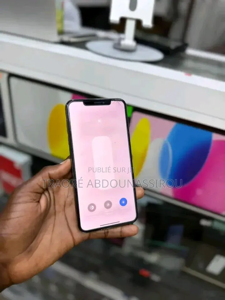 Nouveau Apple iPhone XR 128 GB Blanc