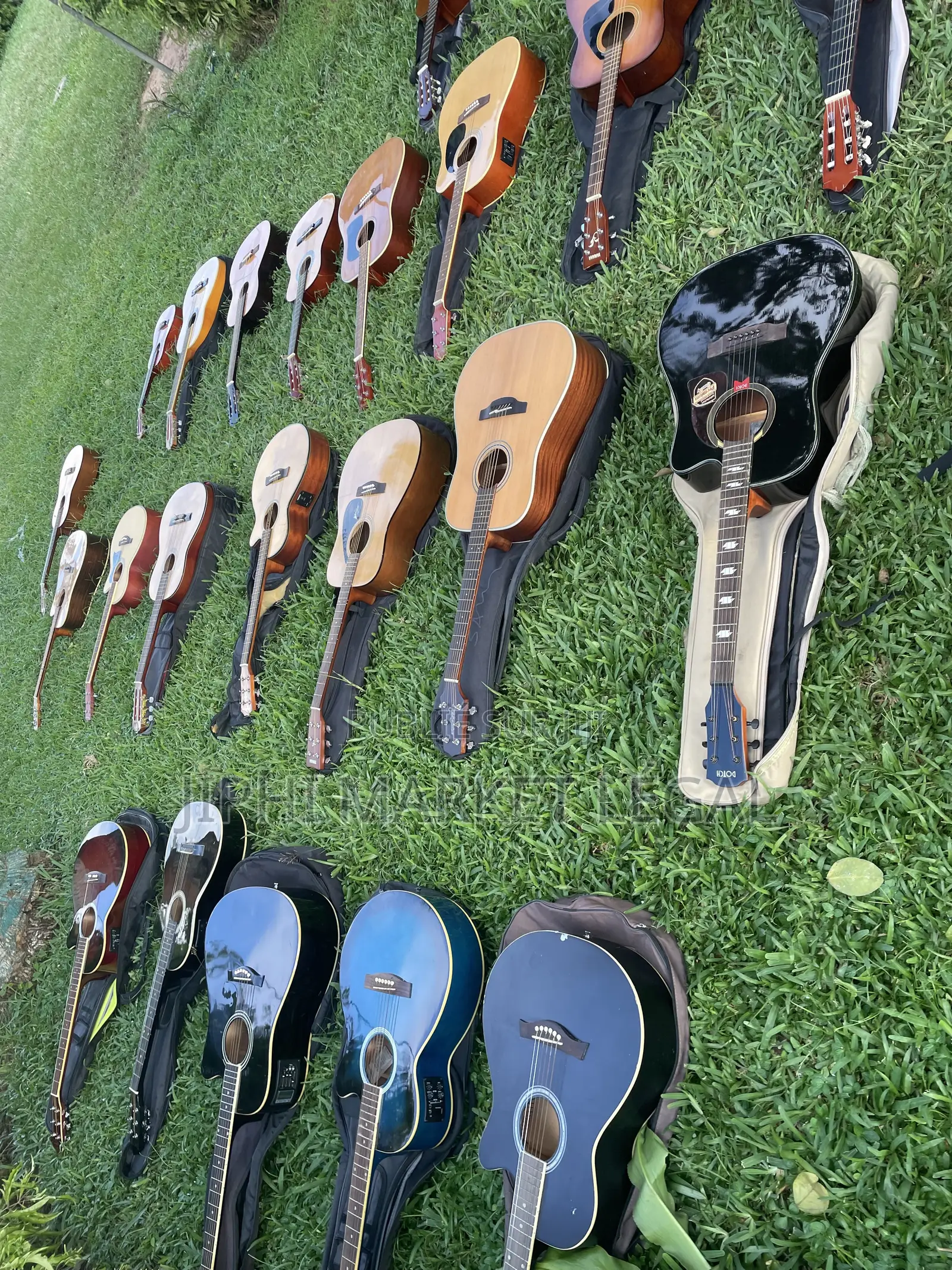 Guitare Électrique Solo Moins Chère