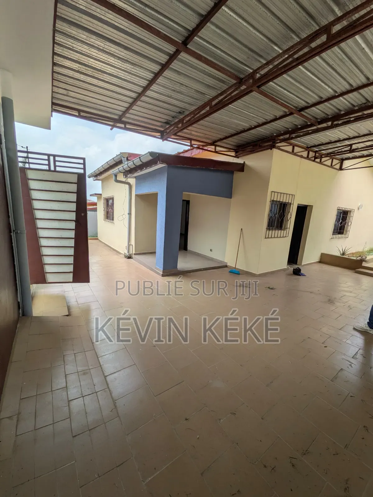 4chbre Villa dans Grâces Immobilier, Bingerville à Louer