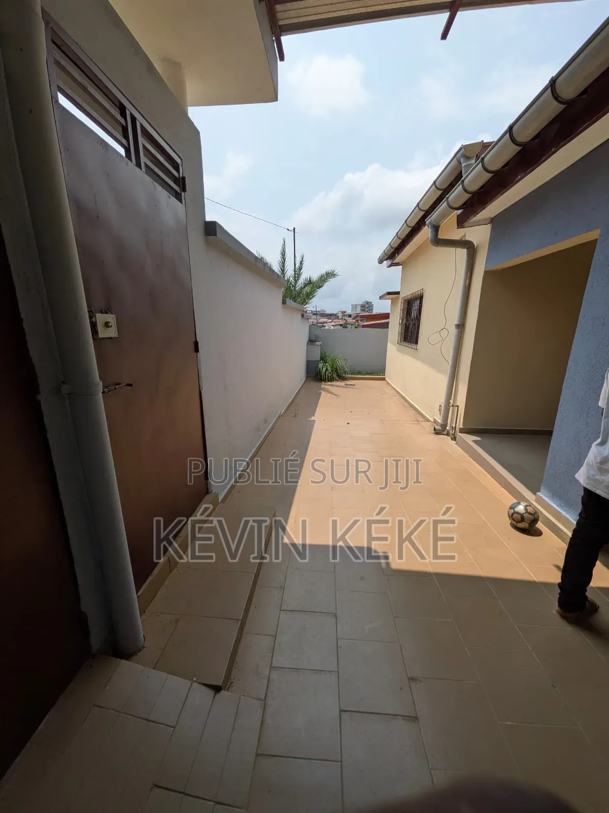 4chbre Villa dans Grâces Immobilier, Bingerville à Louer