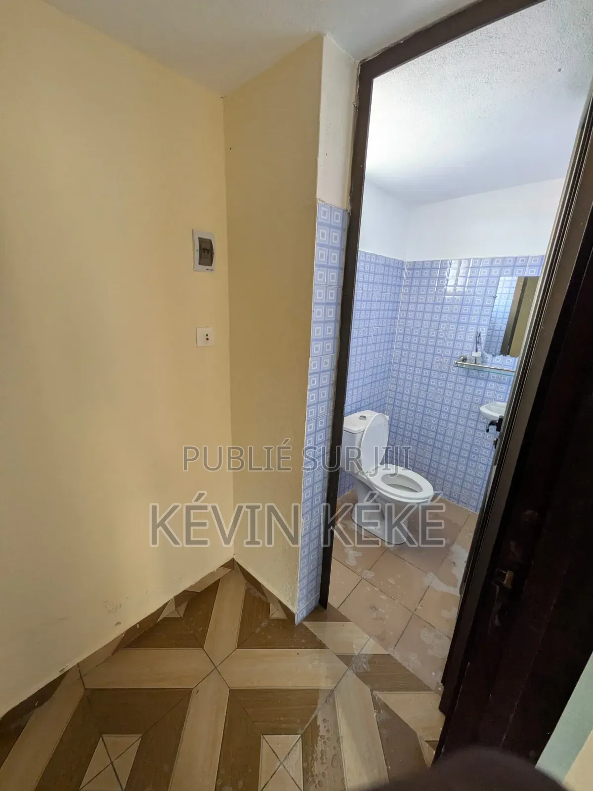 4chbre Villa dans Grâces Immobilier, Bingerville à Louer