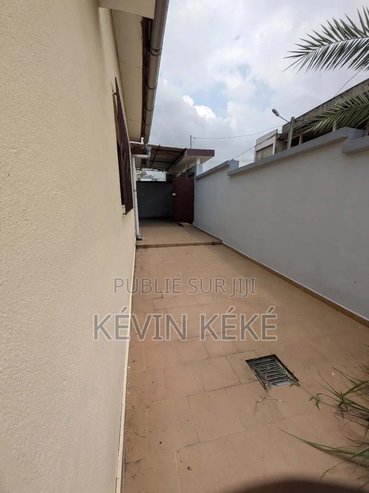 4chbre Villa dans Grâces Immobilier, Bingerville à Louer