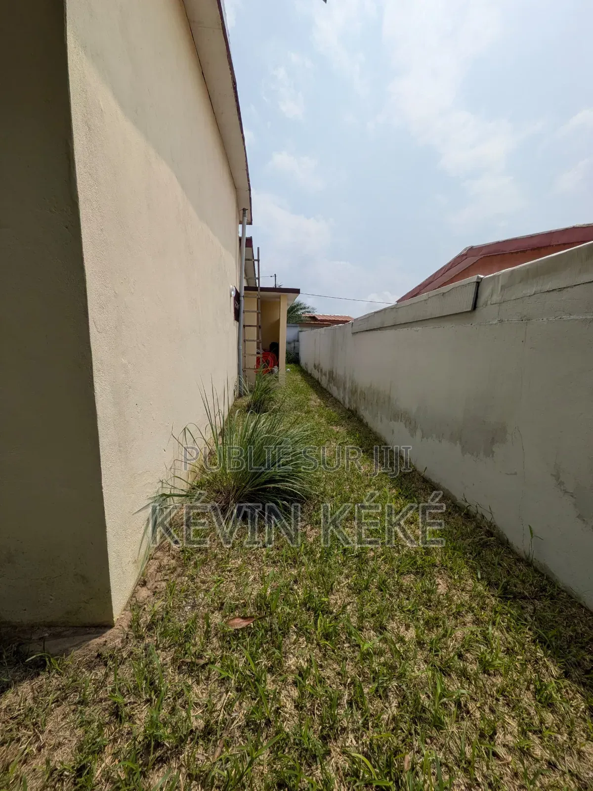 4chbre Villa dans Grâces Immobilier, Bingerville à Louer