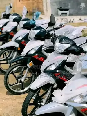 Nouveau KTM Duke 125 2026 Argenté