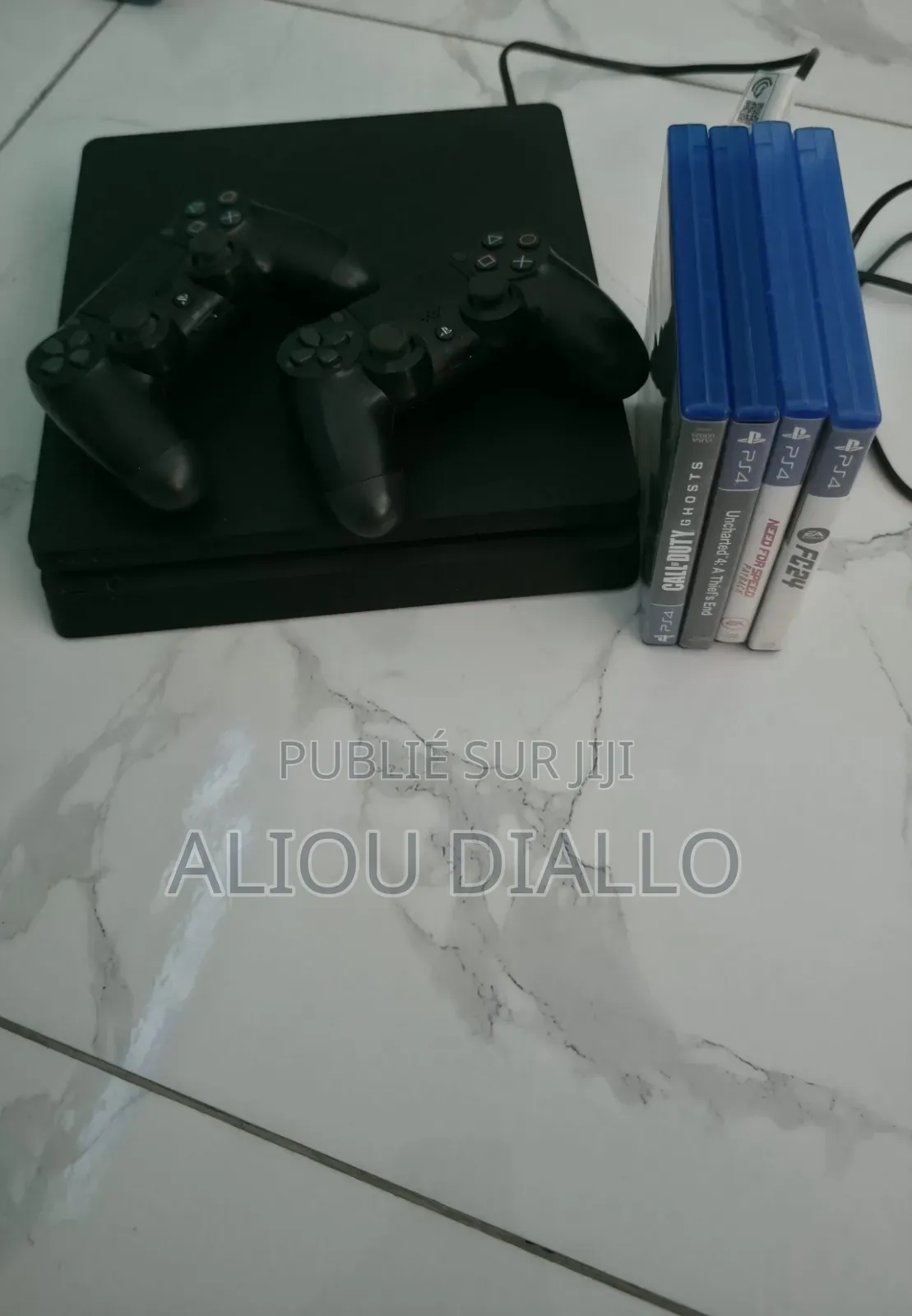 PlayStation 4 Slim