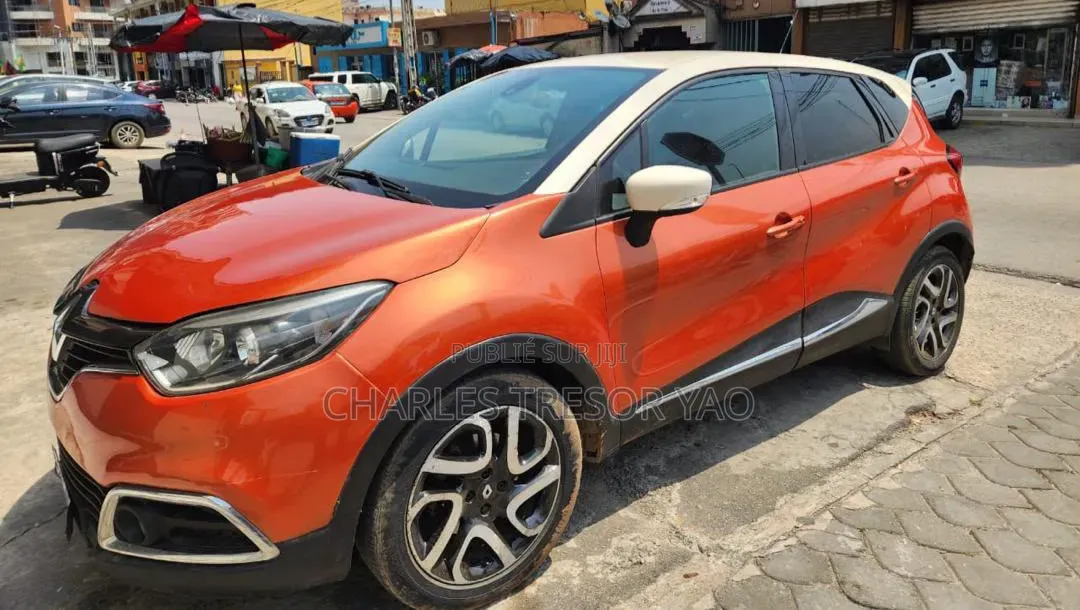 Renault Captur 2016 Orange