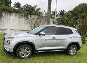 Hyundai Creta 2022 Gris