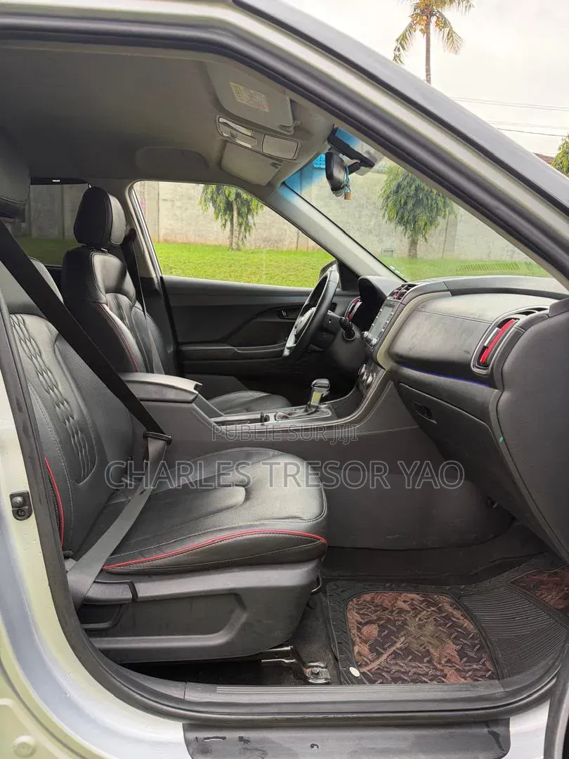 Hyundai Creta 2022 Gris
