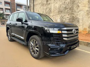Toyota Land Cruiser 2024 Noir