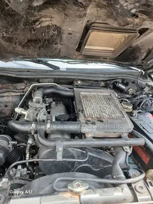 Mitsubishi L200 Club Cab 2.5 136hp 4WD 2005 Vert