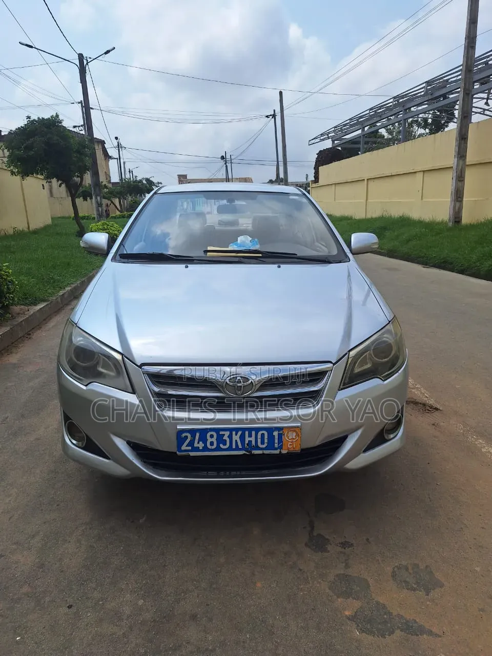 Toyota Corolla L 4dr Sedan (1.8L 4cyl 4A) 2015 Gris