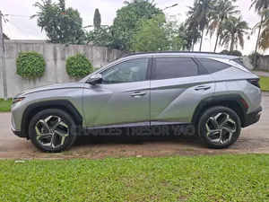 Hyundai Tucson Limited 2023 Gris