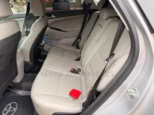 Hyundai Tucson 2021 Gris