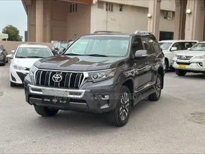 Toyota Land Cruiser Prado 2022 Noir