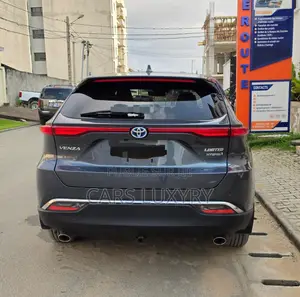 Toyota Venza Limited 2022 Noir
