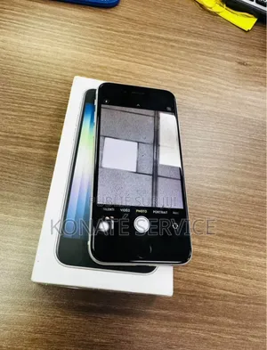 Nouveau Apple iPhone 7 Plus 128 GB Autre