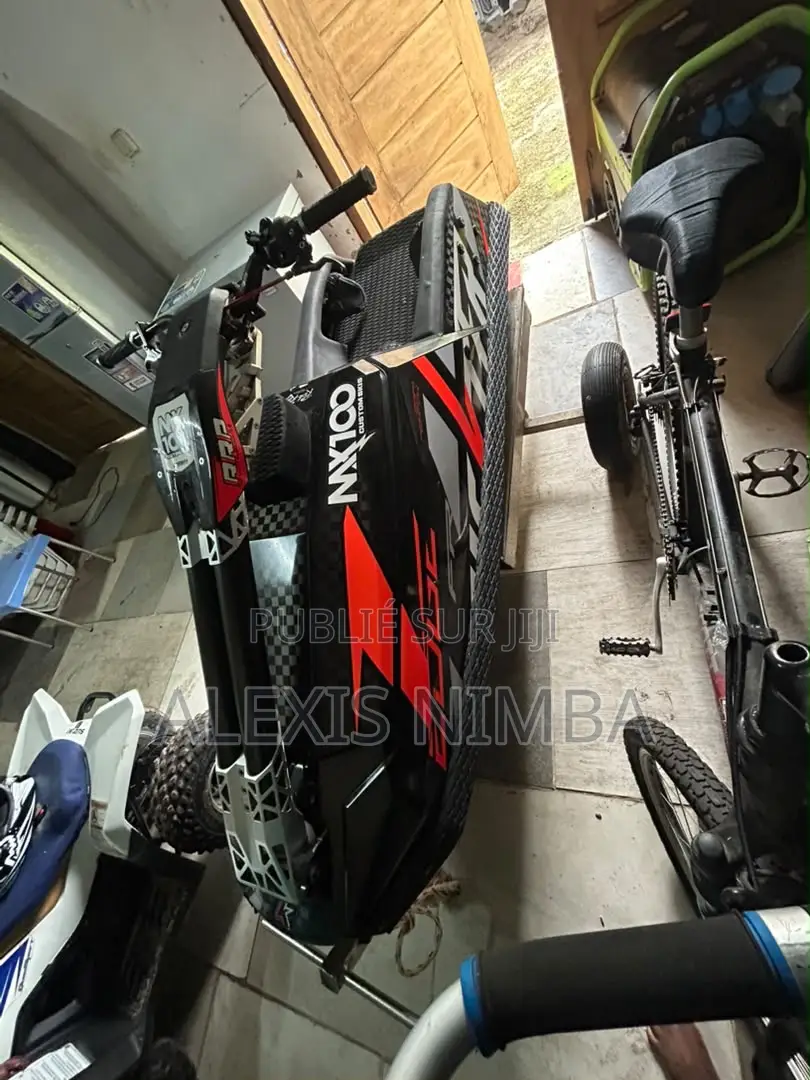 En VENTE Jetski À Bras Année 2016-2017
