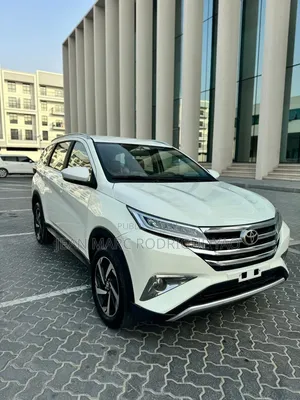 Toyota Rush 2020 Blanc cassé