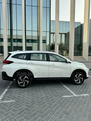 Toyota Rush 2020 Blanc cassé
