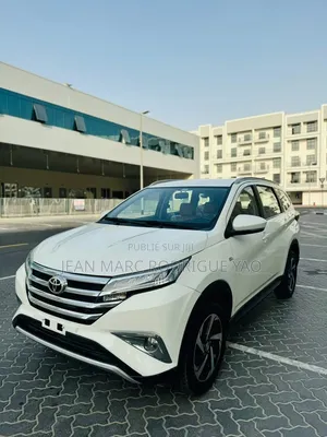 Toyota Rush 2020 Blanc cassé