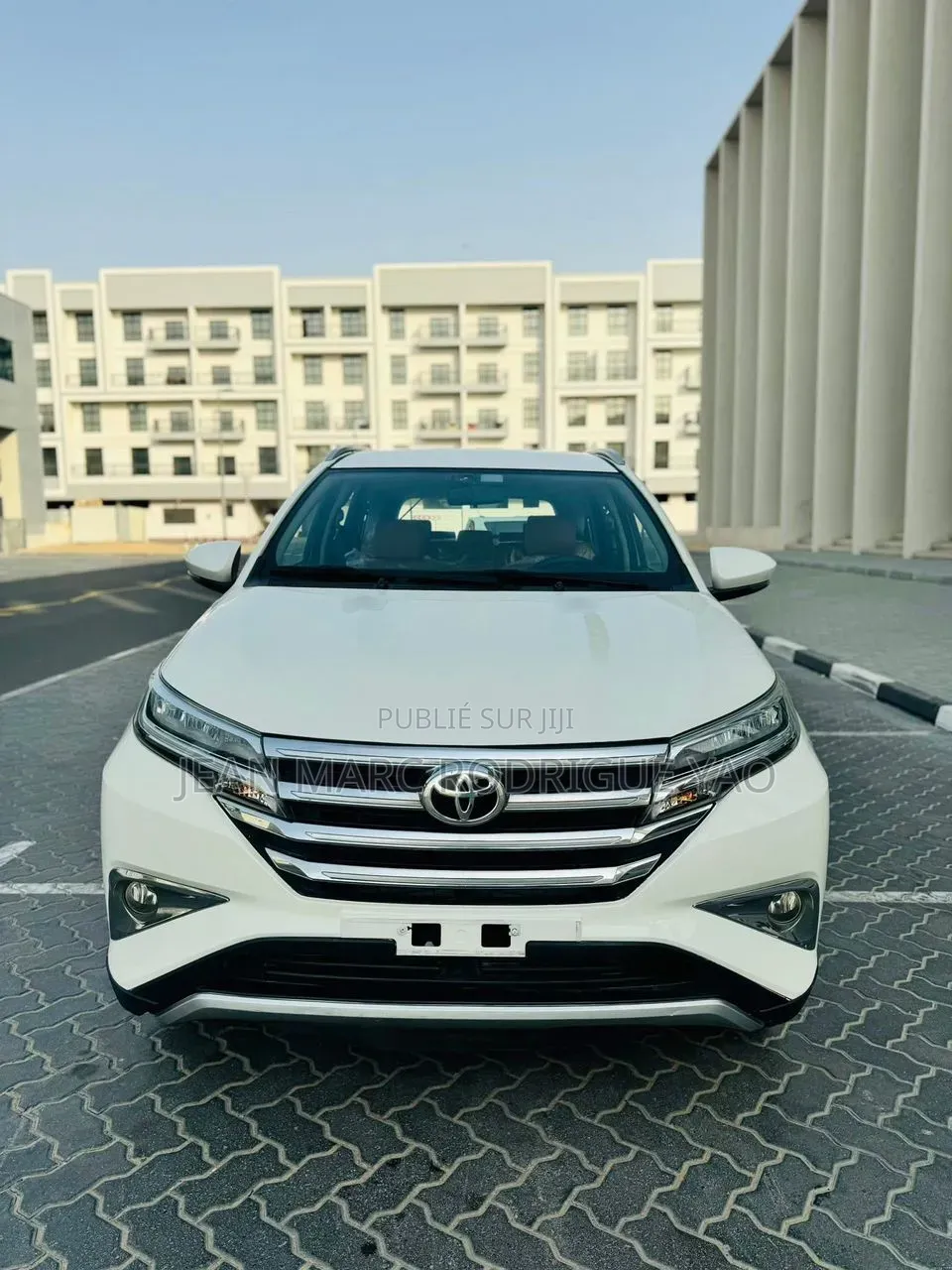 Toyota Rush 2020 Blanc cassé