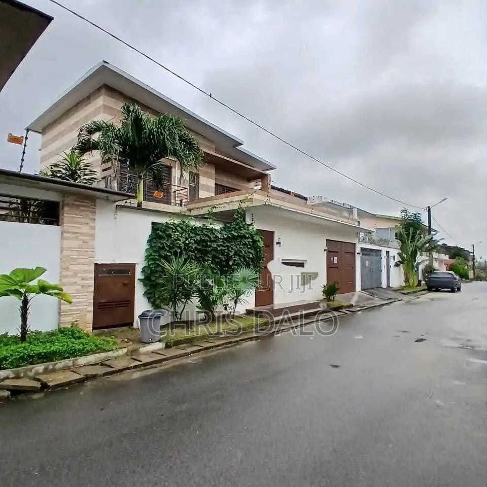 4chbre Duplex dans Destinée, Cocody à Louer