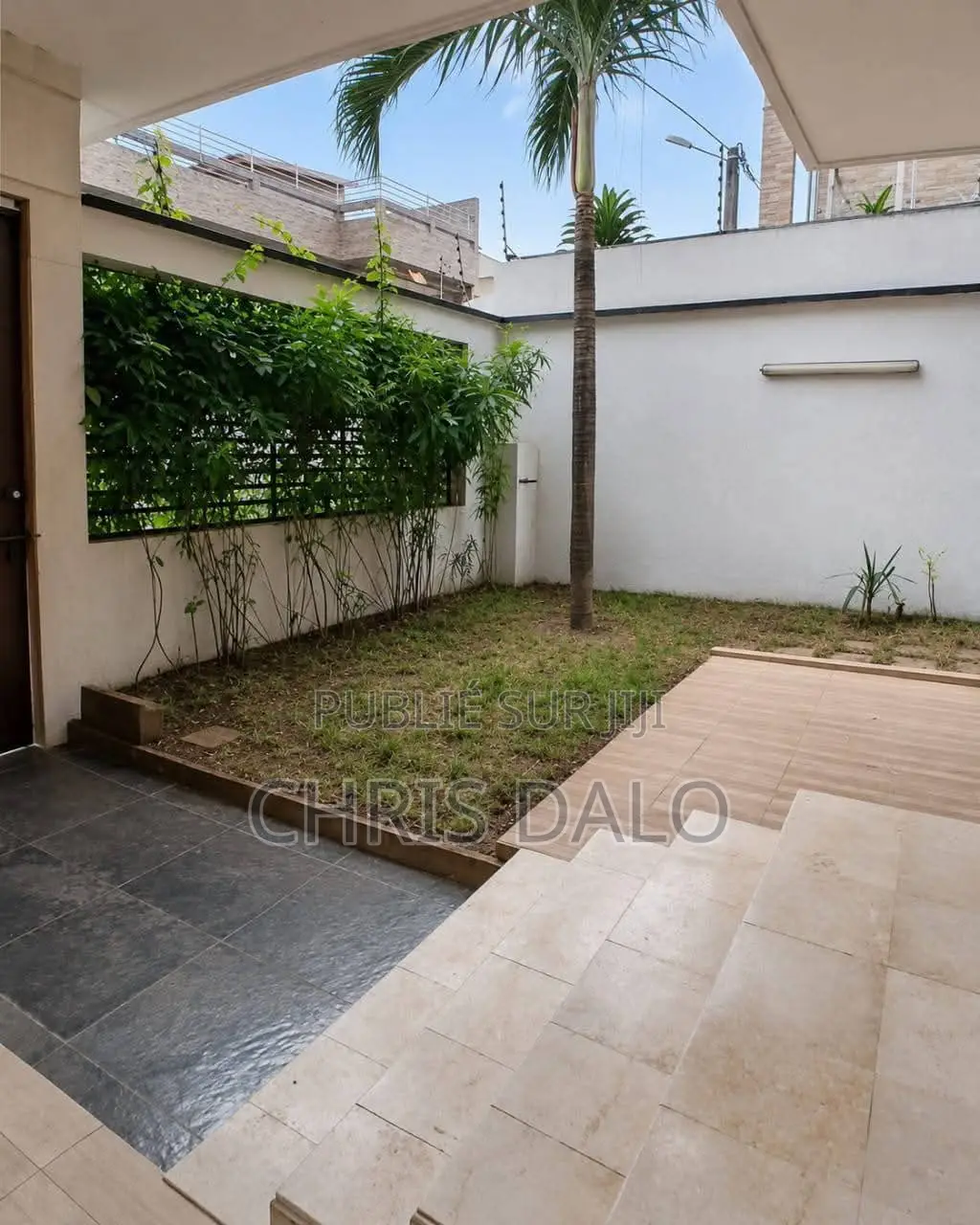 4chbre Duplex dans Destinée, Cocody à Louer