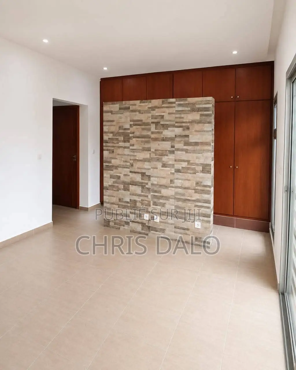 4chbre Duplex dans Destinée, Cocody à Louer
