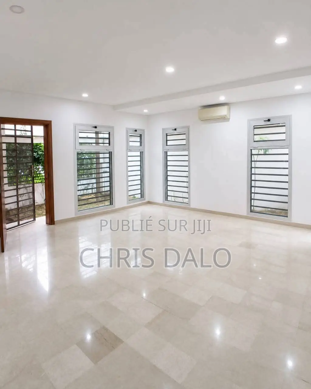 4chbre Duplex dans Destinée, Cocody à Louer