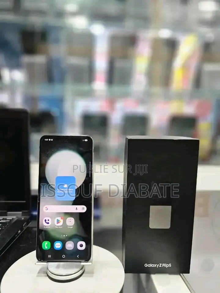 Nouveau Samsung Galaxy Z Flip 5 512 GB Autre