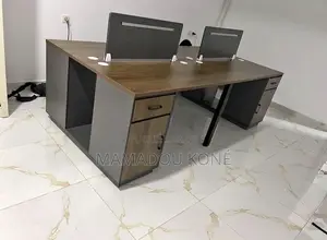 Table De Bureaux