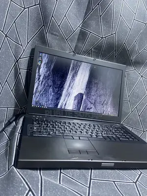 Dell Precision M6800 24GB Intel Core i7 SSHD (Hybrid) 1T