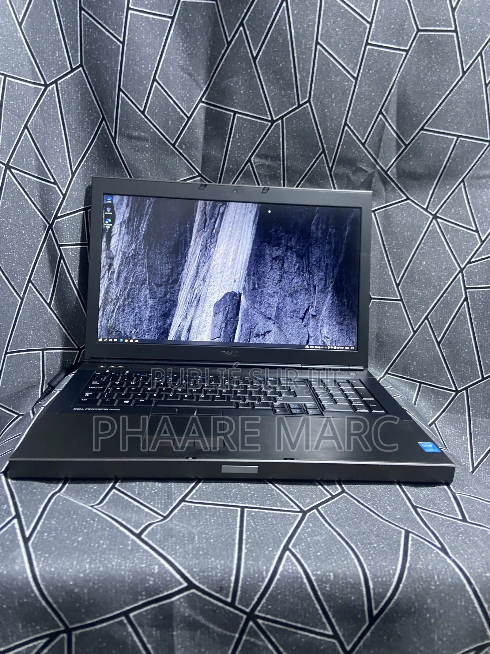 Dell Precision M6800 24GB Intel Core i7 SSHD (Hybrid) 1T