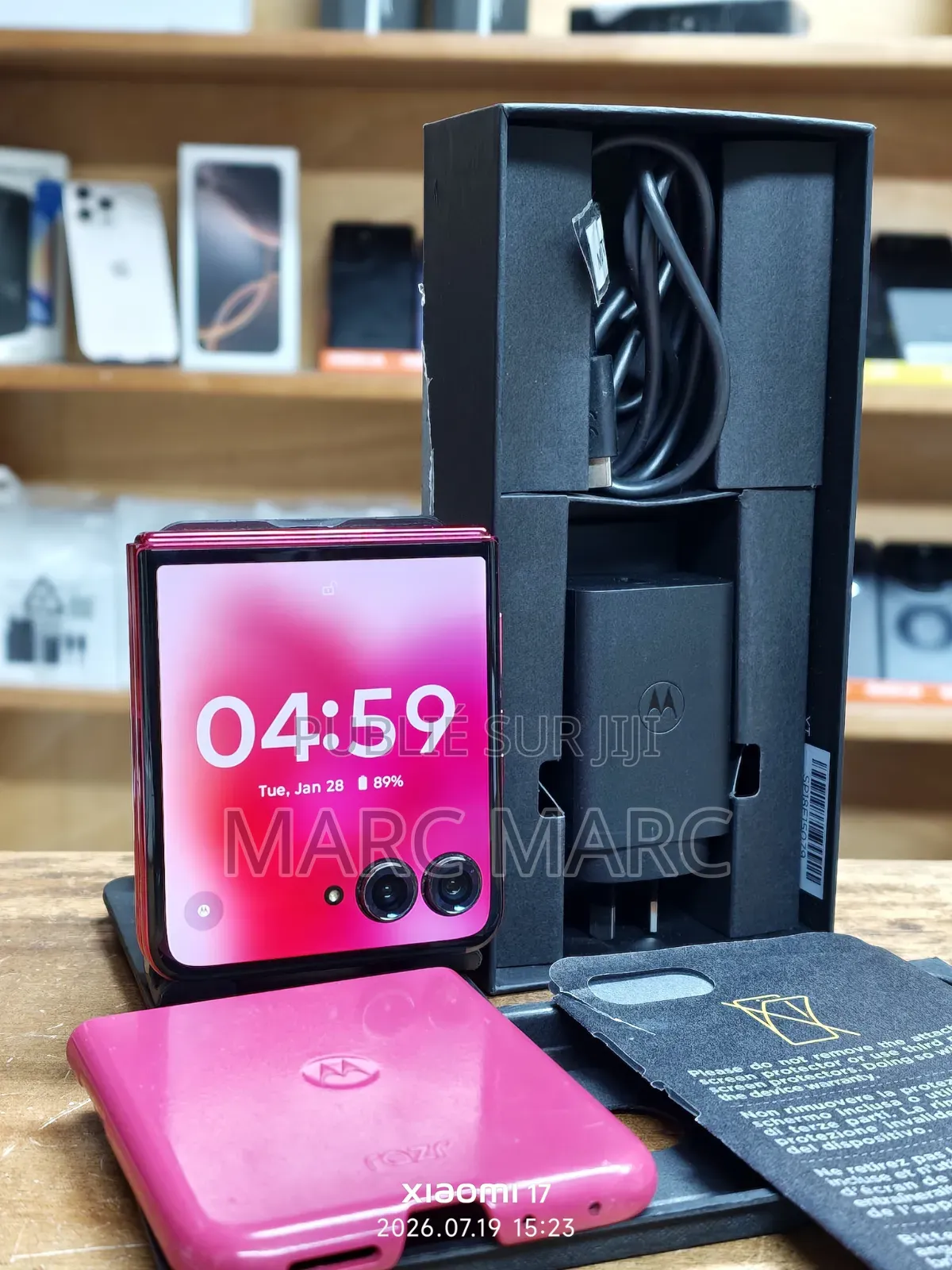 Nouveau Motorola Razr 50 Ultra 512 GB Vert