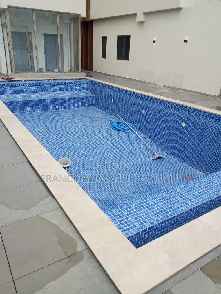 Meublé 3chbre Appartement dans Appartement Ideal, Marcory à Louer
